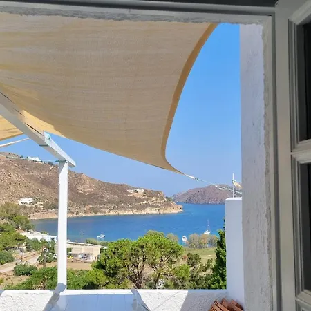 Eirini Residences Affittacamere *