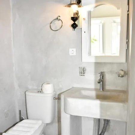 Patmos Bay Guest house Sapsila